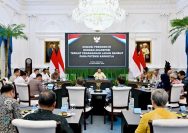 Diskusi di Istana Merdeka, Presiden Prabowo dan Para Akademisi Bahas Pengelolaan Gambut hingga Pencegahan Karhutla.