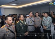 SERAH TERIMA PANJI TRIBRATA TANDAI ESTAFET KEPEMIMPINAN POLRI.