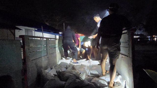 TNI Gagalkan Penyelundupan 8,85 Ton Pasir Timah di Belitung.