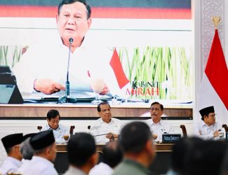 Selama Dua Tahun Berjalan Pemerintahan Presiden Prabowo, Realisasi Investasi Capai Hampir Rp4 Ribu Triliun. Selama Dua Tahun Berjalan Pemerintahan Presiden Prabowo, Realisasi Investasi Capai Hampir Rp4 Ribu Triliun.