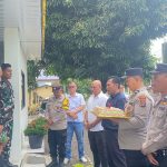 Sinergi TNI-Polri Makin Solid, Polsek Jajaran Polres Simalungun Sambangi Koramil di HUT ke-81 TNI. Sinergi TNI-Polri Makin Solid, Polsek Jajaran Polres Simalungun Sambangi Koramil di HUT ke-81 TNI.