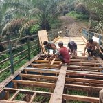 Dari Gotong Royong Menuju Akses Lebih Baik, Jembatan Beton Lumban Gorat Mulai Dibangun. Dari Gotong Royong Menuju Akses Lebih Baik, Jembatan Beton Lumban Gorat Mulai Dibangun.