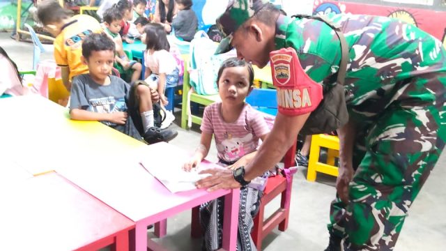 Bukan Sekadar Menjaga Wilayah, Babinsa Koramil 01/Siantar Utara Ikut Bangun Generasi Cerdas.